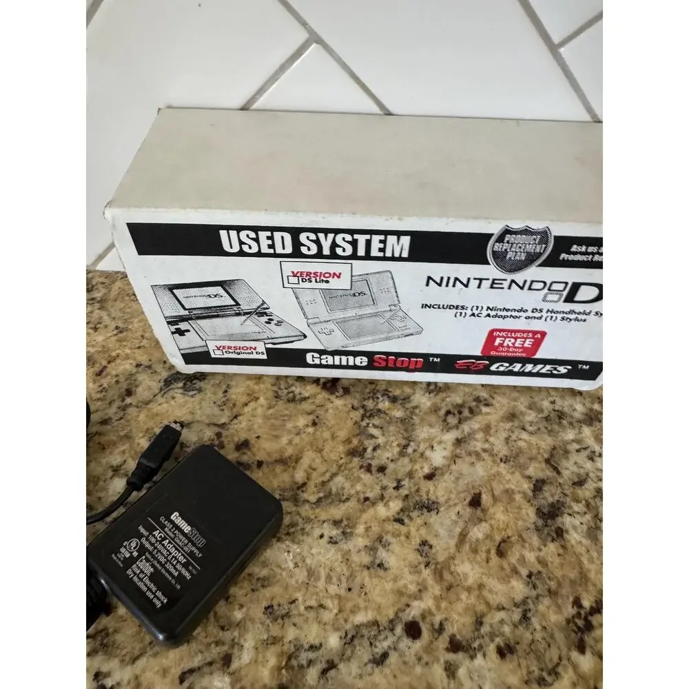Nintendo DS original system - BROKEN for parts repair